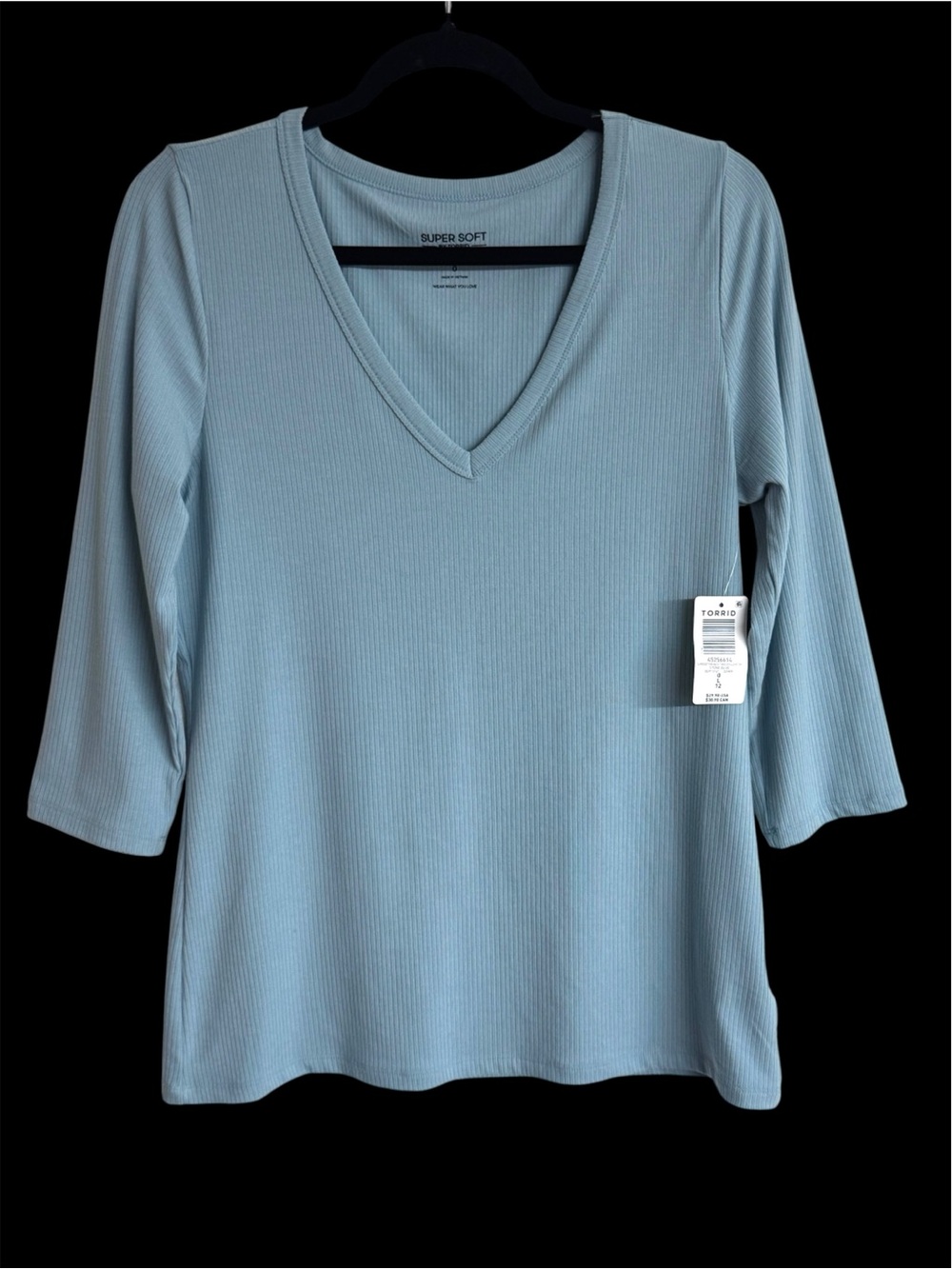 Torrid Supersoft Rib V-Neck 3/4" Sleeve Stone Blue
Top Size Large - Picture 2 of 7